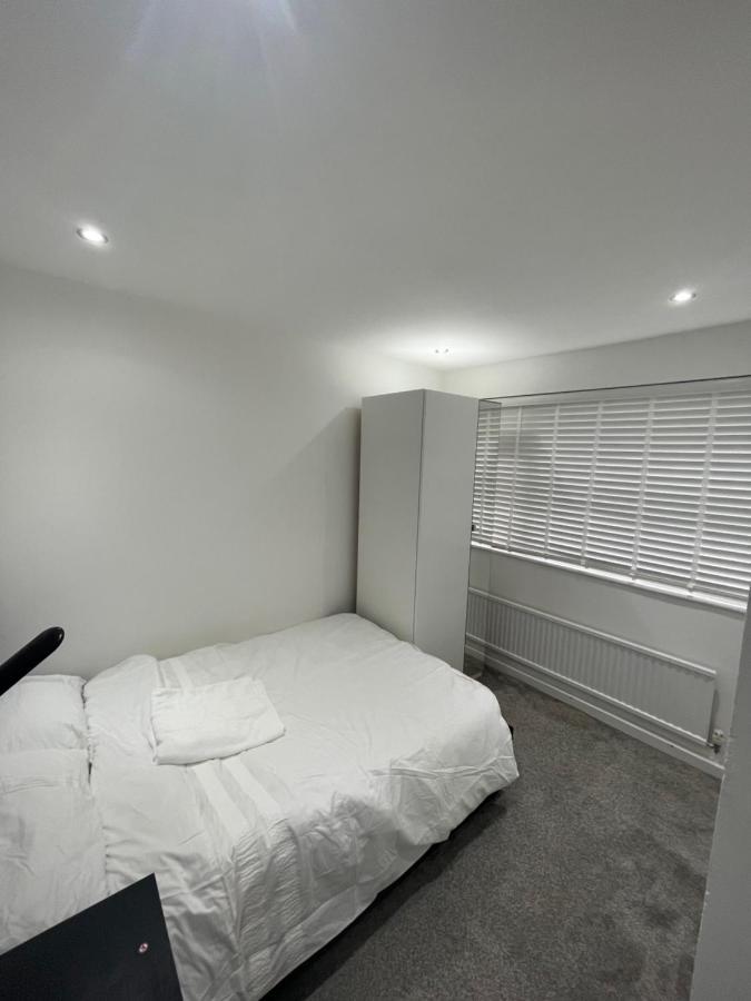 Tilbury Docks Rooms For Short Letting ภายนอก รูปภาพ